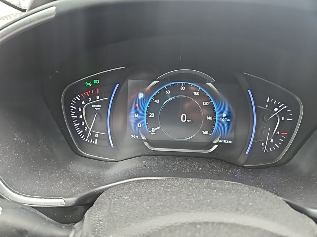 2020 Hyundai Santa Fe SEL photo 10