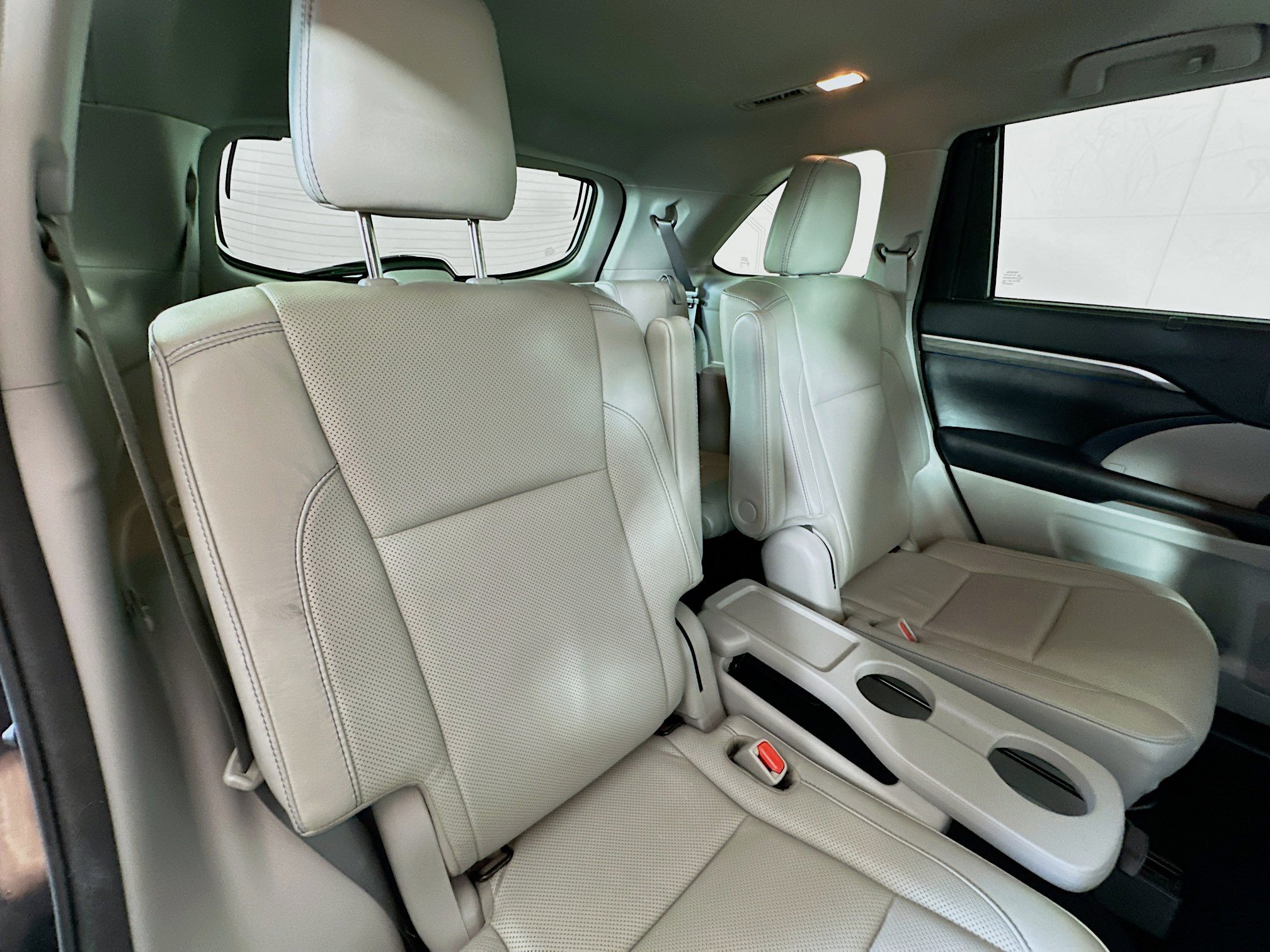 2018 Toyota Highlander Limited photo 27