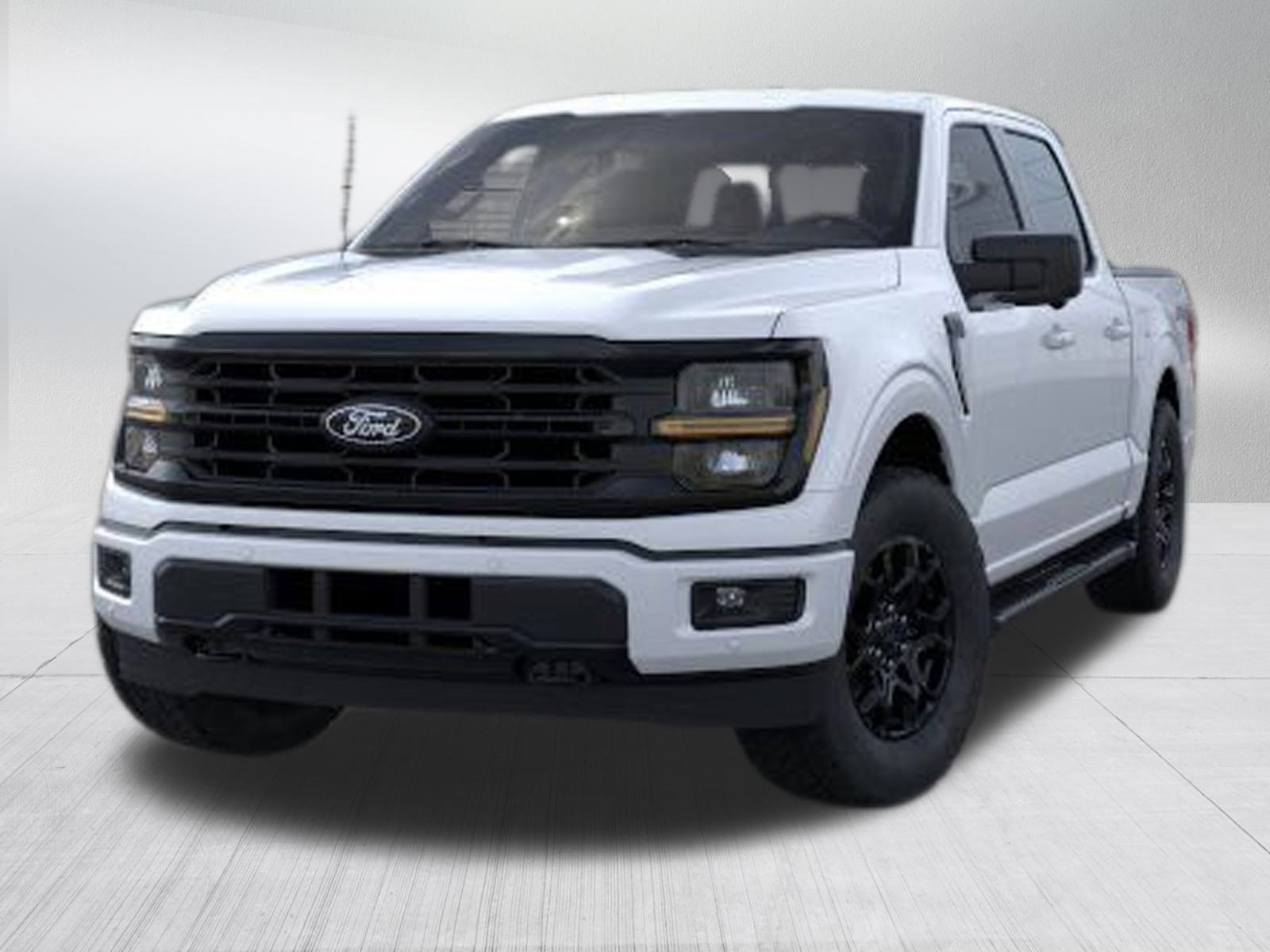 2025 Ford F-150 XLT photo 3