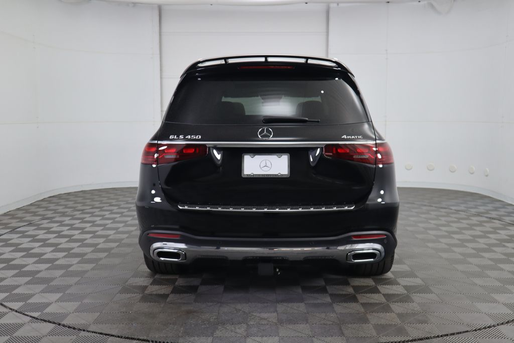 2025 Mercedes Benz GLS 450 4MATIC photo 5
