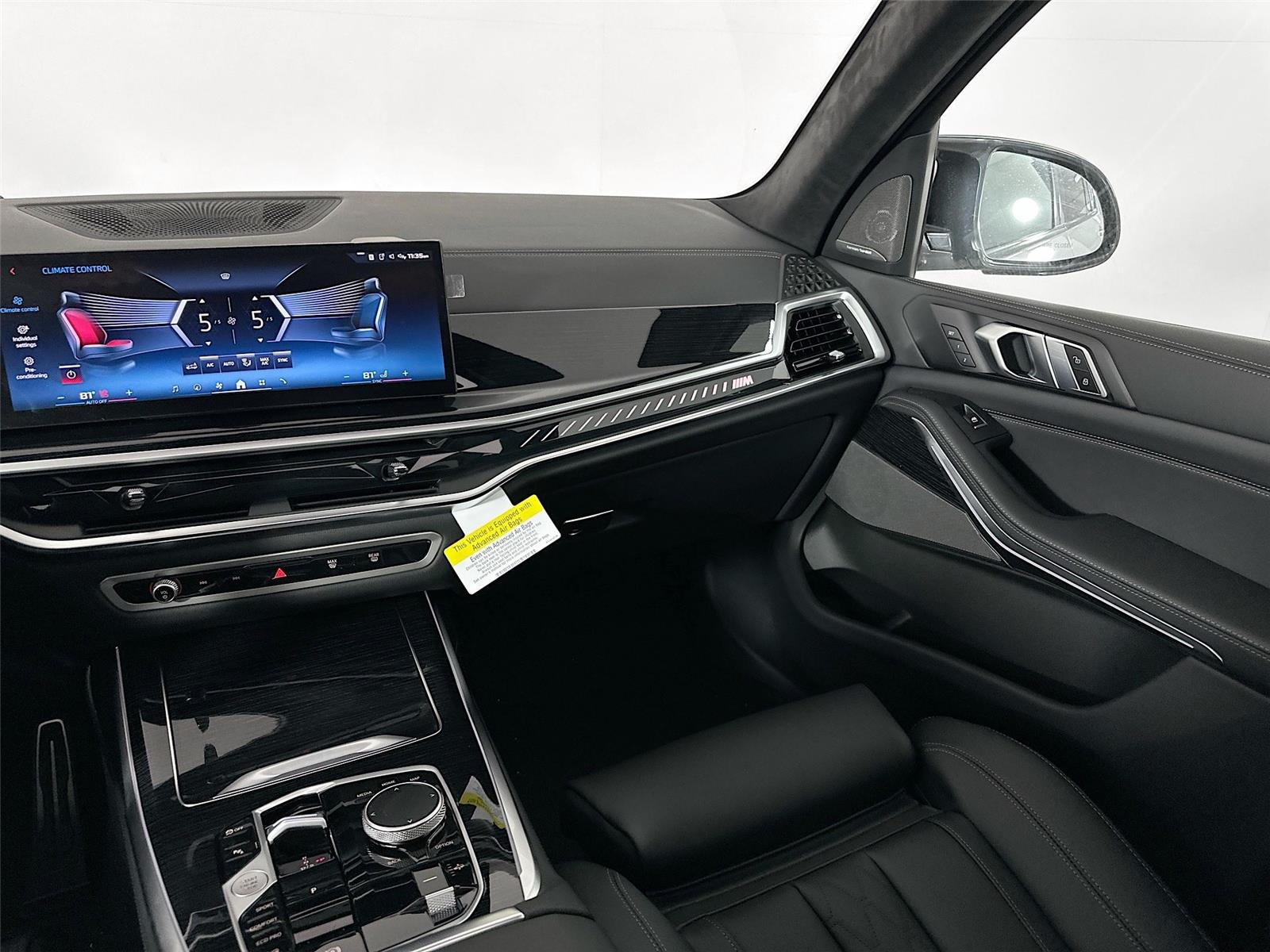 2026 Bmw X7 M60i photo 21