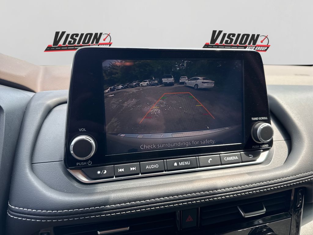 2022 Nissan Rogue SV photo 23