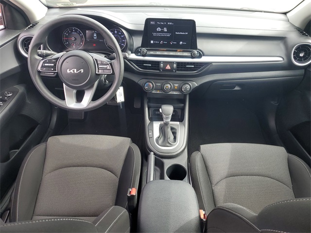 2023 Kia Forte LXS photo 7