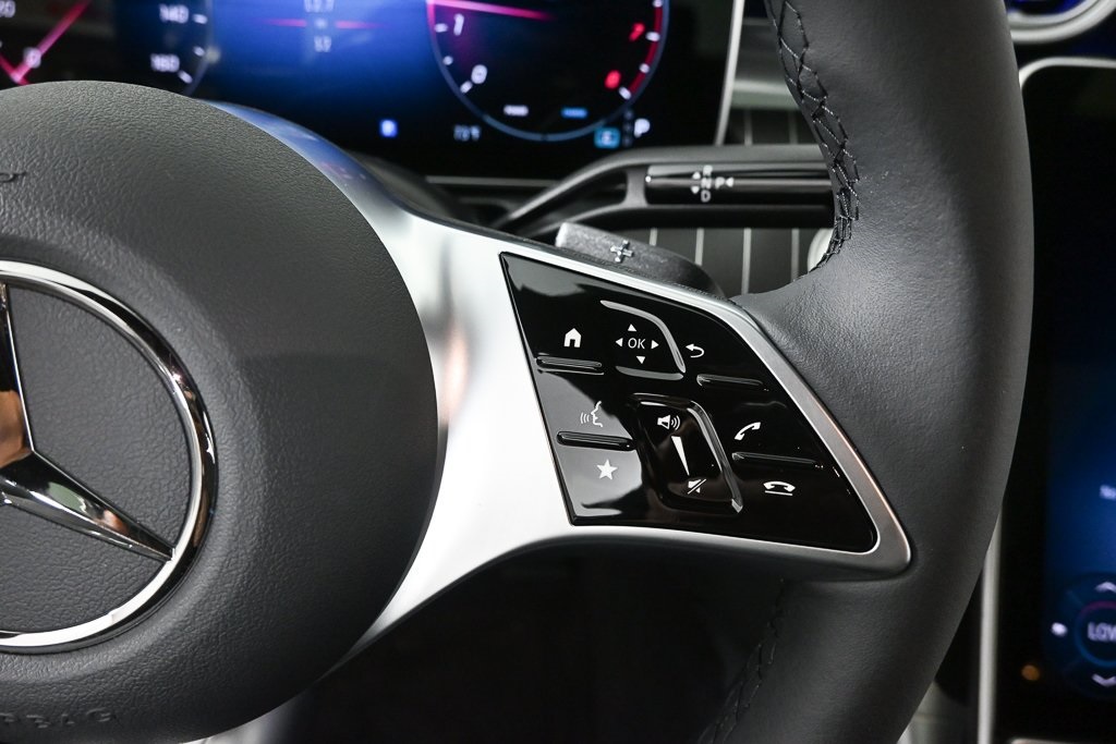 2025 Mercedes Benz C 300 photo 11