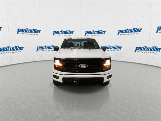 2025 Ford F-150 XLT photo 4