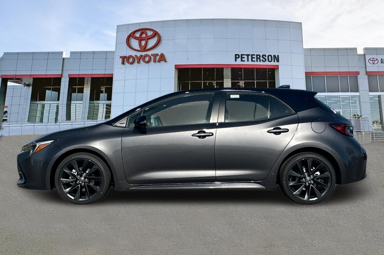 2025 Toyota Corolla XSE photo 9