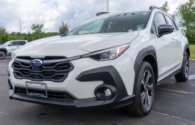 2024 Subaru Crosstrek Premium photo 2