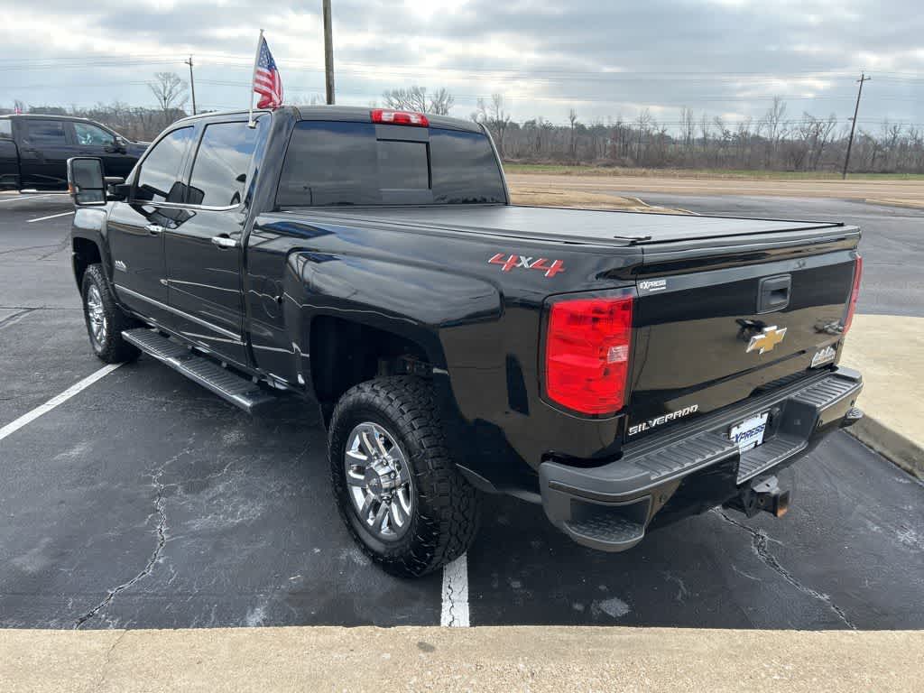 2019 Chevrolet Silverado 3500HD High Country photo 9