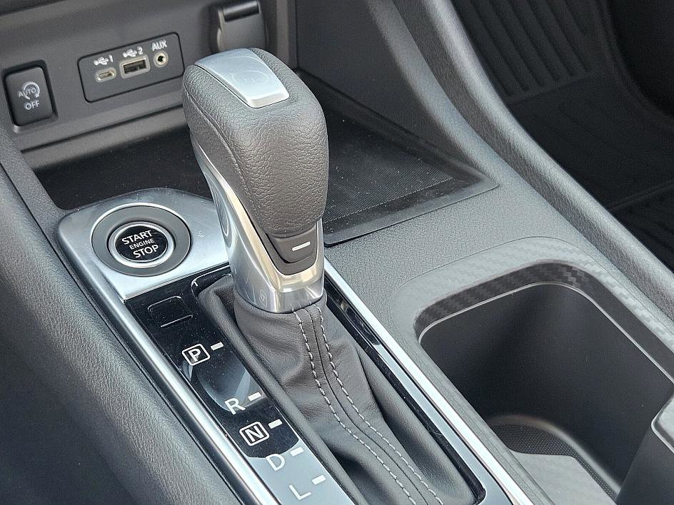 2025 Nissan Sentra SV photo 23