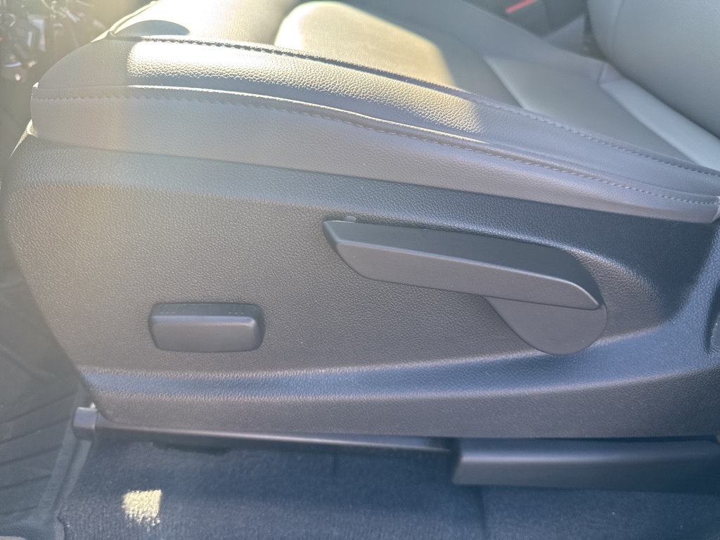 2022 Chevrolet Colorado Work Truck photo 7