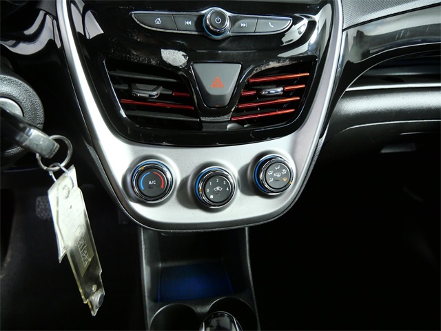 2016 Chevrolet Spark 1LT photo 18