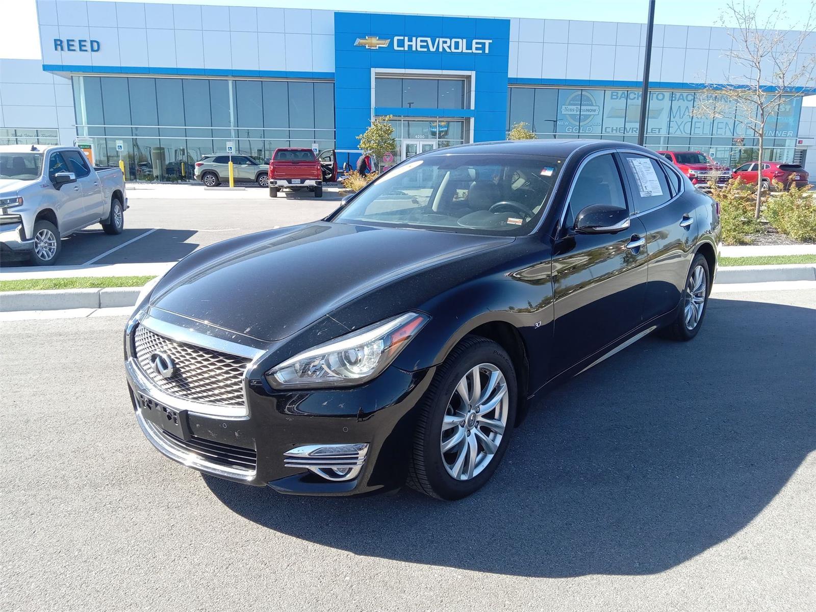 2015 INFINITI Q70 3.7