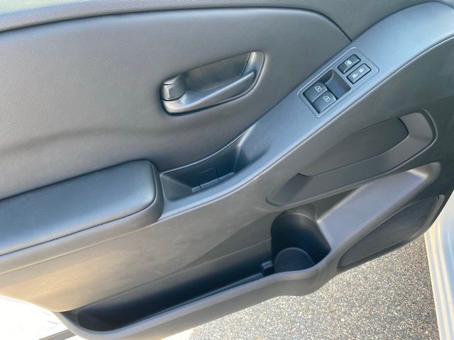 2026 Nissan Frontier S King Cab photo 8