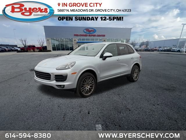 2018 Porsche Cayenne Platinum Edition's photo