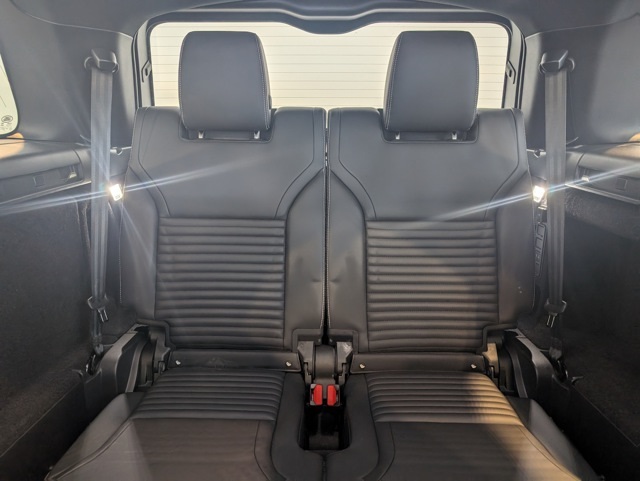 2025 Land Rover Discovery SE photo 27