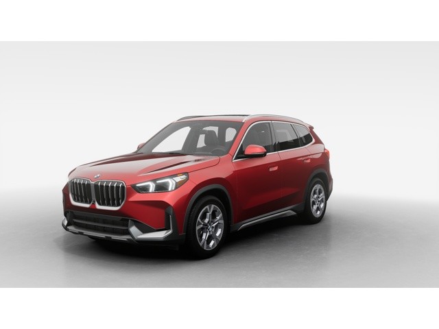 BMW X1　xDrive28i バーミリオンレッド The 2018 BMW X1 xDrive28 Review and Test Drive