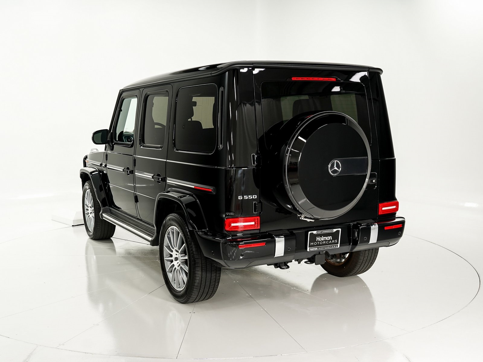 2023 Mercedes Benz G 550 photo 3