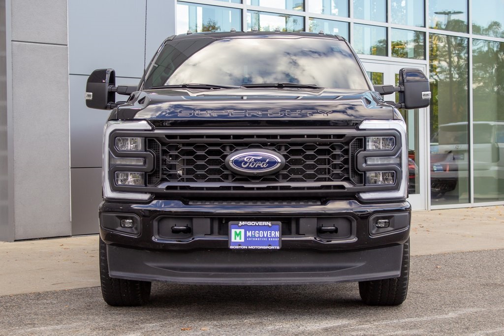 2024 Ford F-250 Lariat photo 2