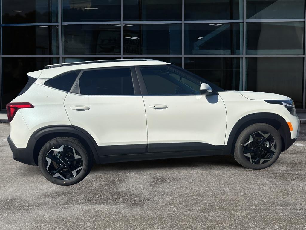 2026 Kia Seltos EX photo 4