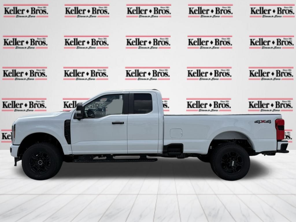 2025 Ford F-350 XL photo 4