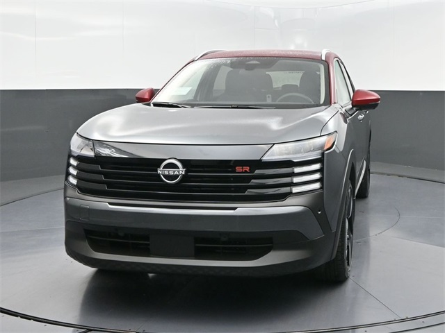 2026 Nissan Kicks SR photo 2