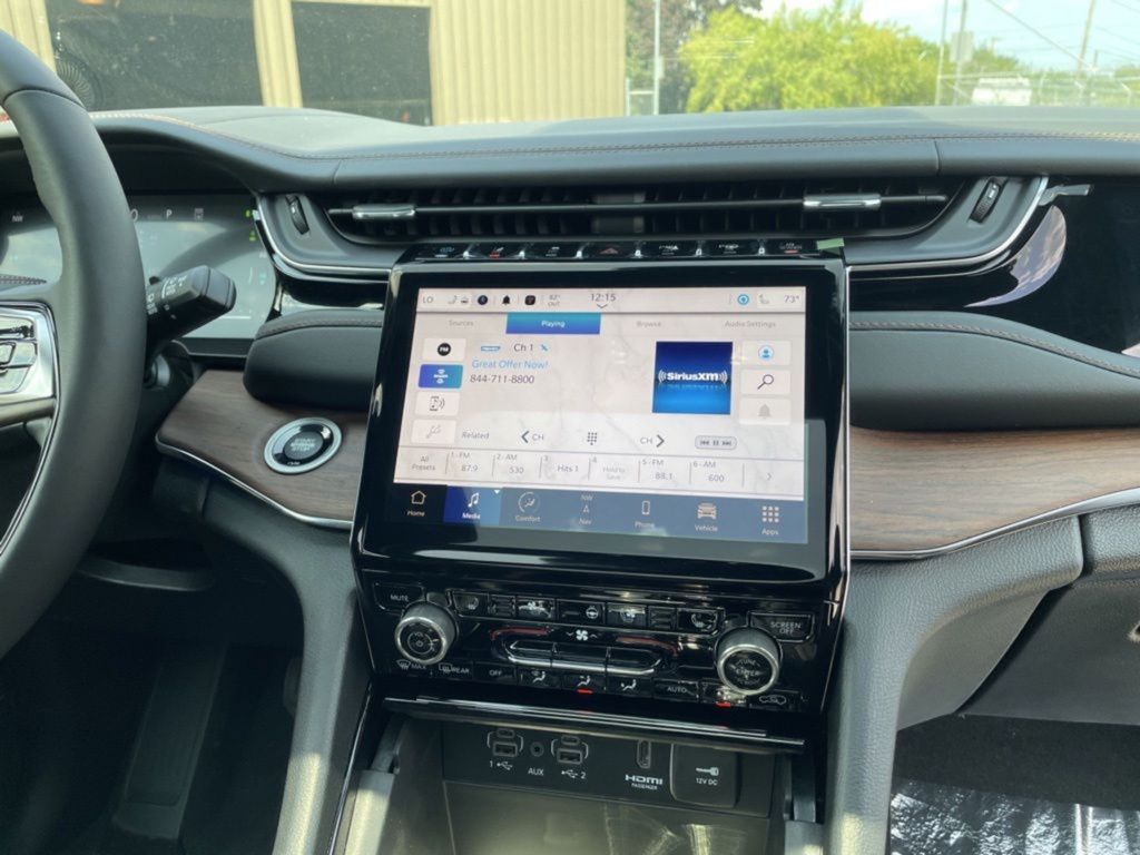 2023 Jeep Grand Cherokee Summit Reserve 4xe photo 23