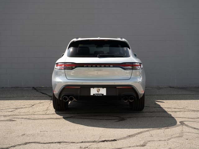 2026 Porsche Macan T photo 6