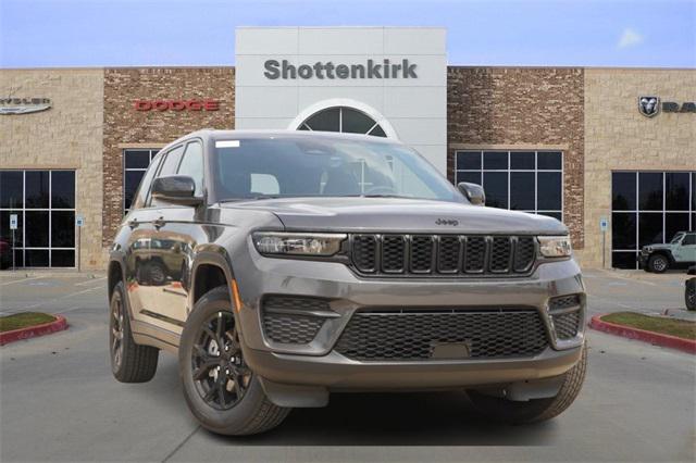 2025 Jeep Grand Cherokee Altitude's photo