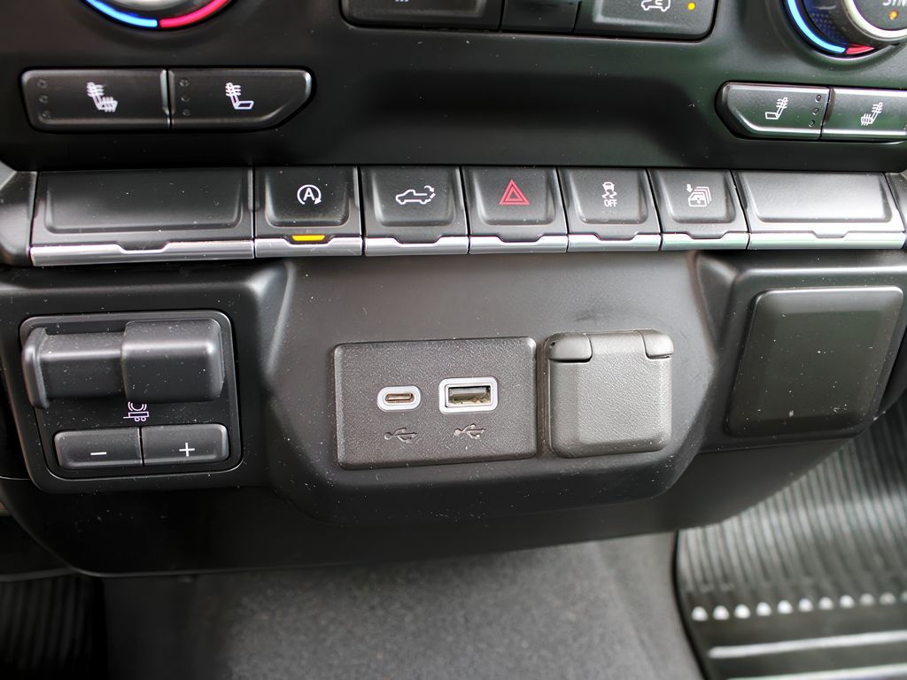 2019 Chevrolet Silverado 1500 RST photo 23