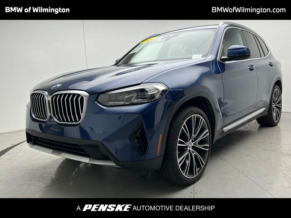 2022 BMW X3 30i's photo