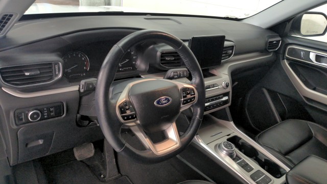 Used 2023 WHITE Ford XLT image 16