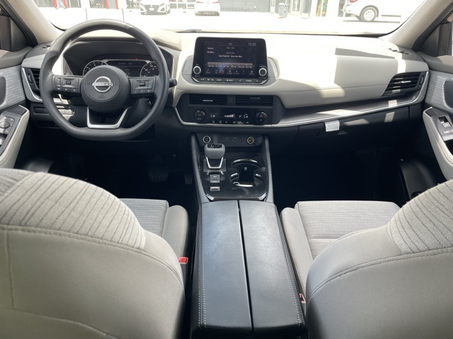 2023 Nissan Rogue SV photo 14