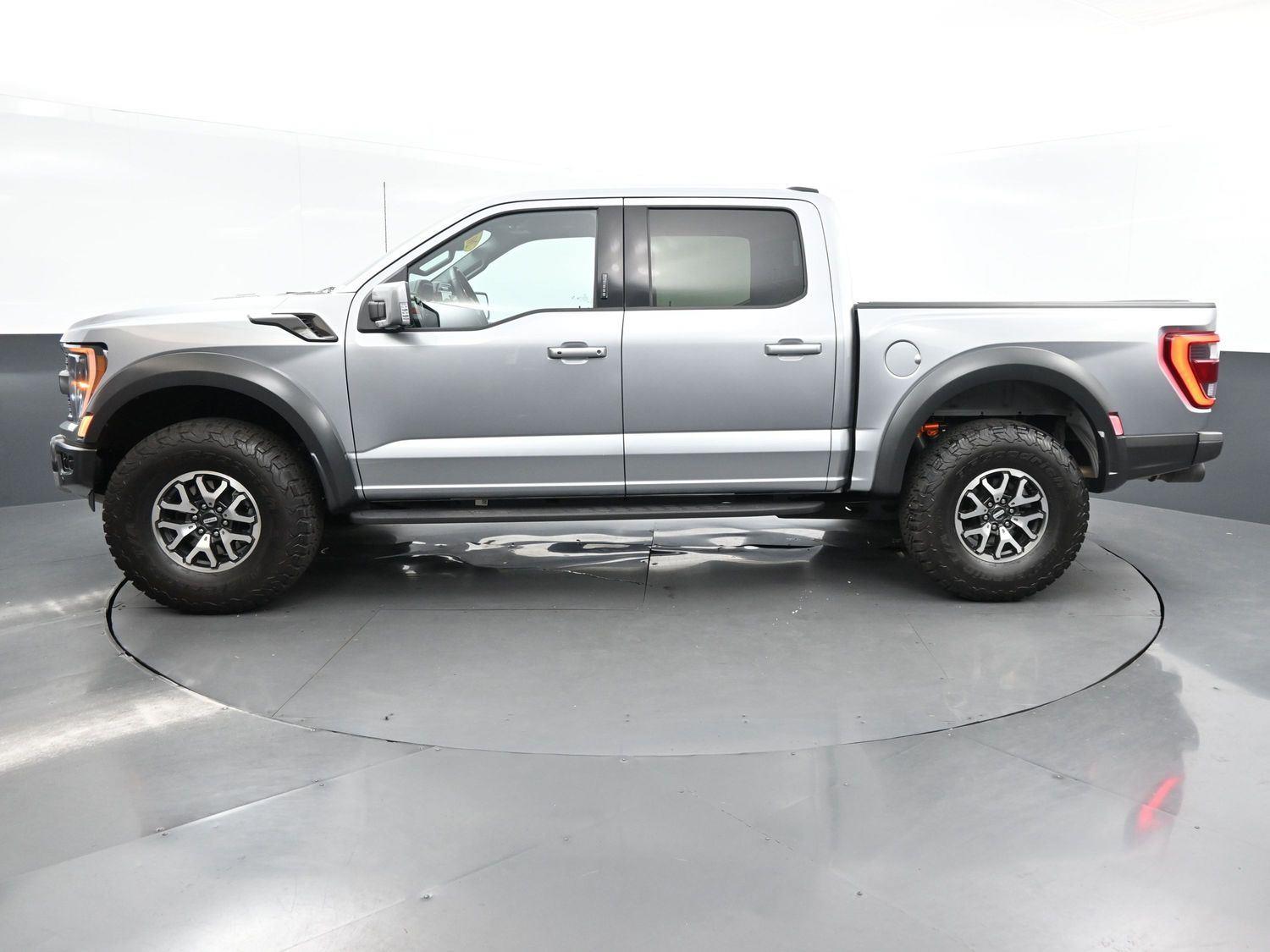 2023 Ford F-150 Raptor photo 4