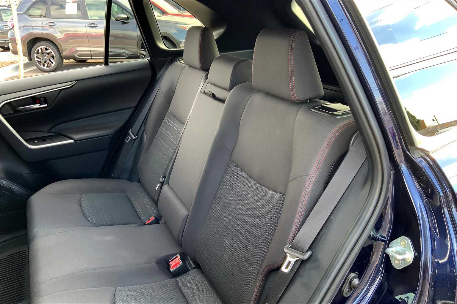 2024 Toyota RAV4 Prime SE photo 19