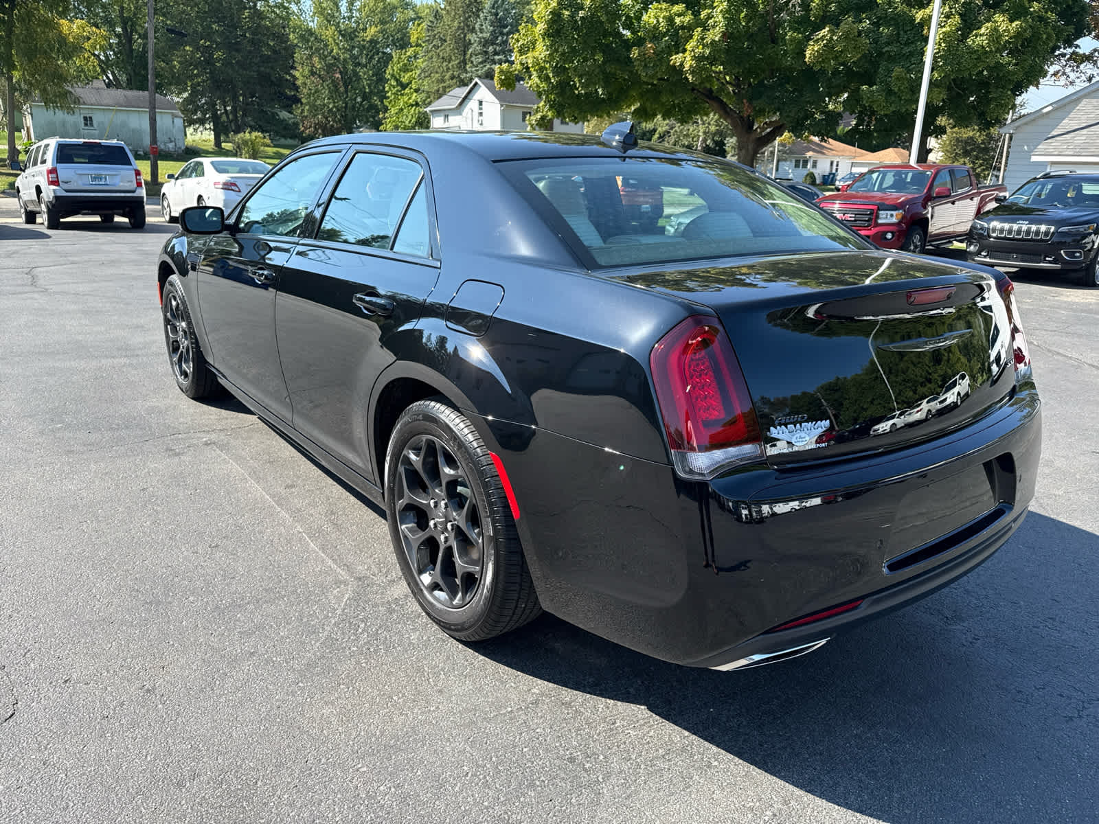 2022 Chrysler 300 Touring L photo 5