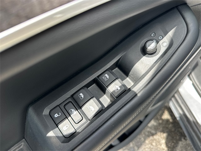 2023 Jeep Cherokee Base photo 30