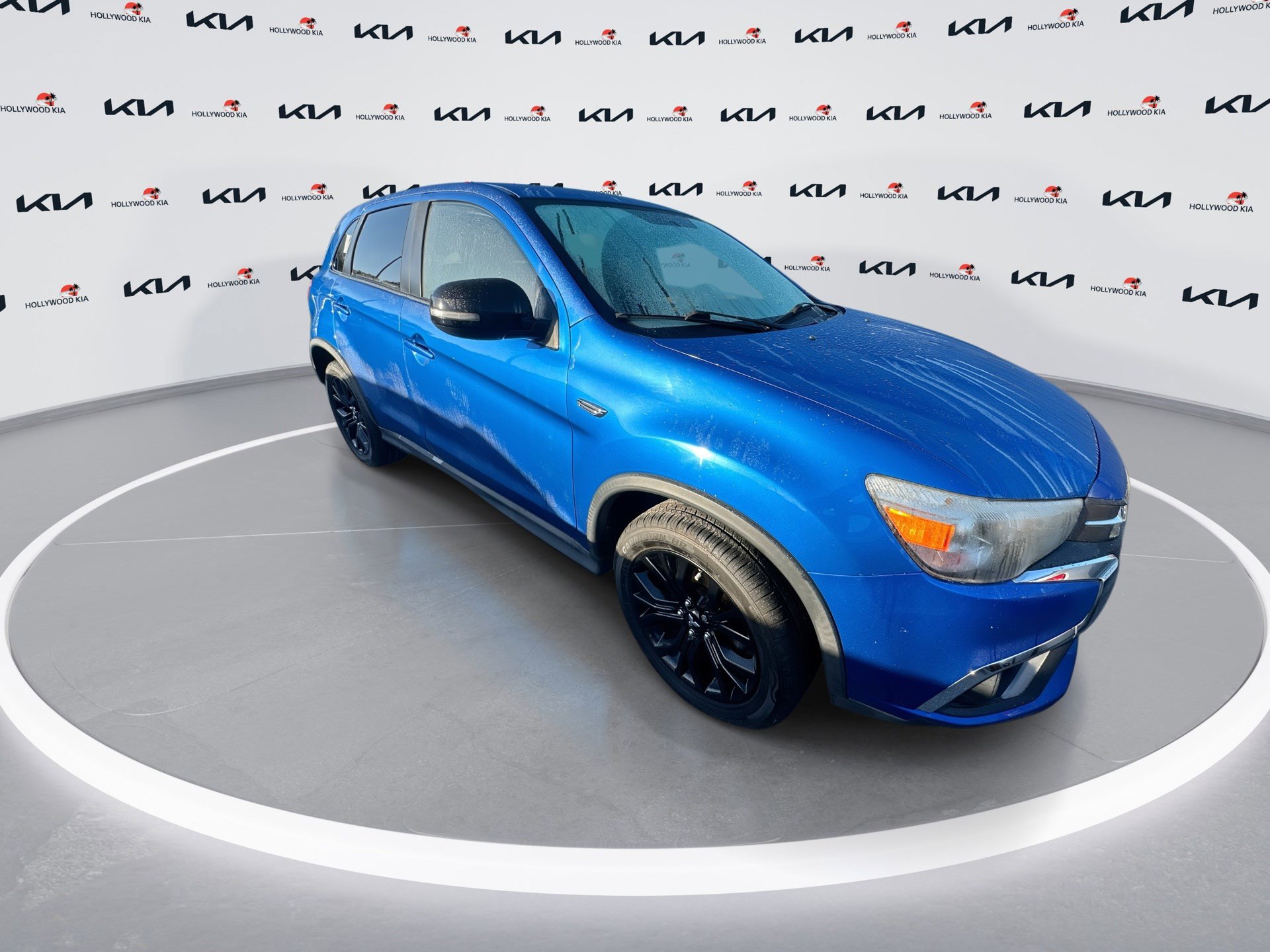2018 Mitsubishi Outlander Sport ES photo 2
