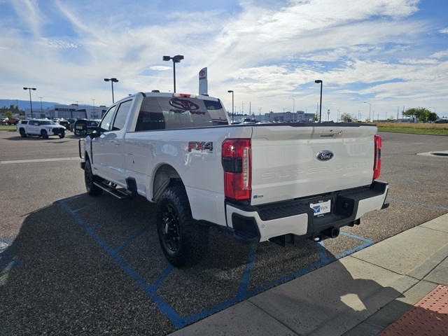 2023 Ford F-350 photo 7