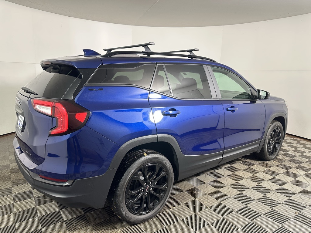 2022 Gmc Terrain SLE photo 2