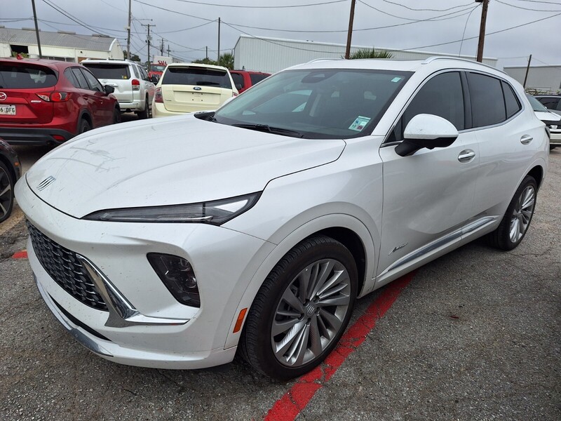 2024 Buick Envision Avenir's photo