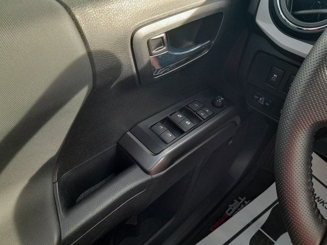 2023 Toyota Tacoma SR5 photo 31