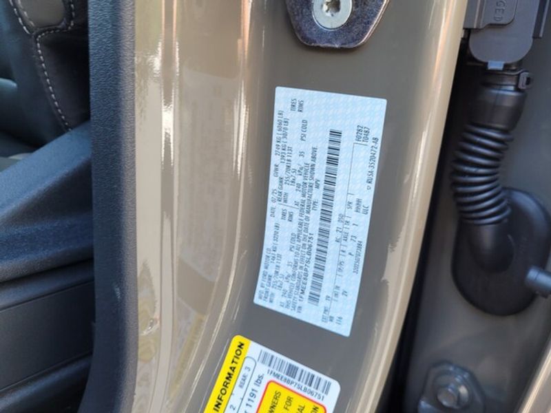 2025 Ford Bronco Outer Banks photo 16