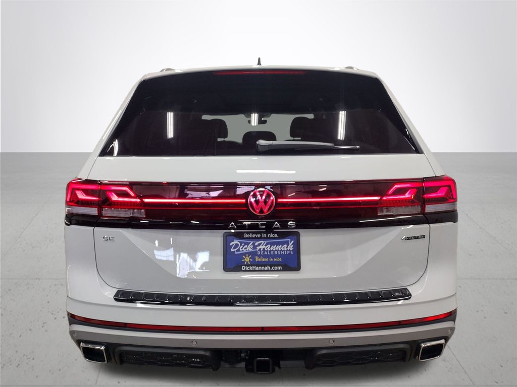 2025 Volkswagen Atlas Peak Edition SE photo 11