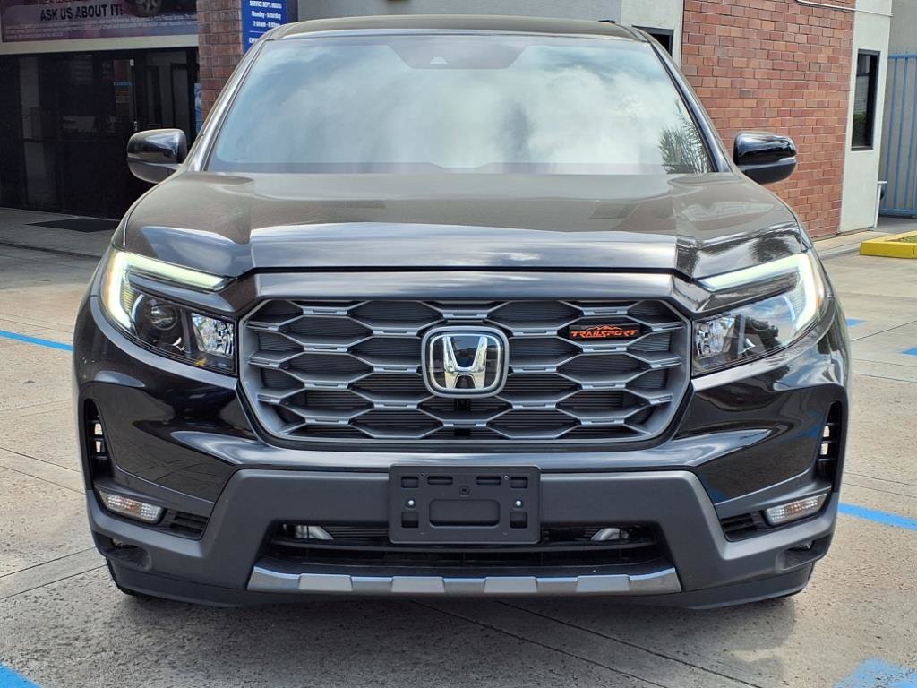2024 Honda Ridgeline TrailSport photo 2