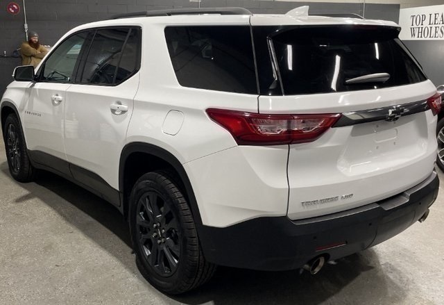 2020 Chevrolet Traverse RS photo 2