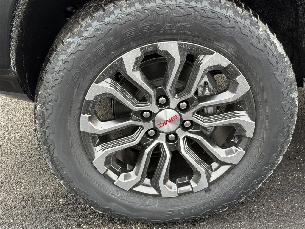 2026 GMC CANYON - Image 10