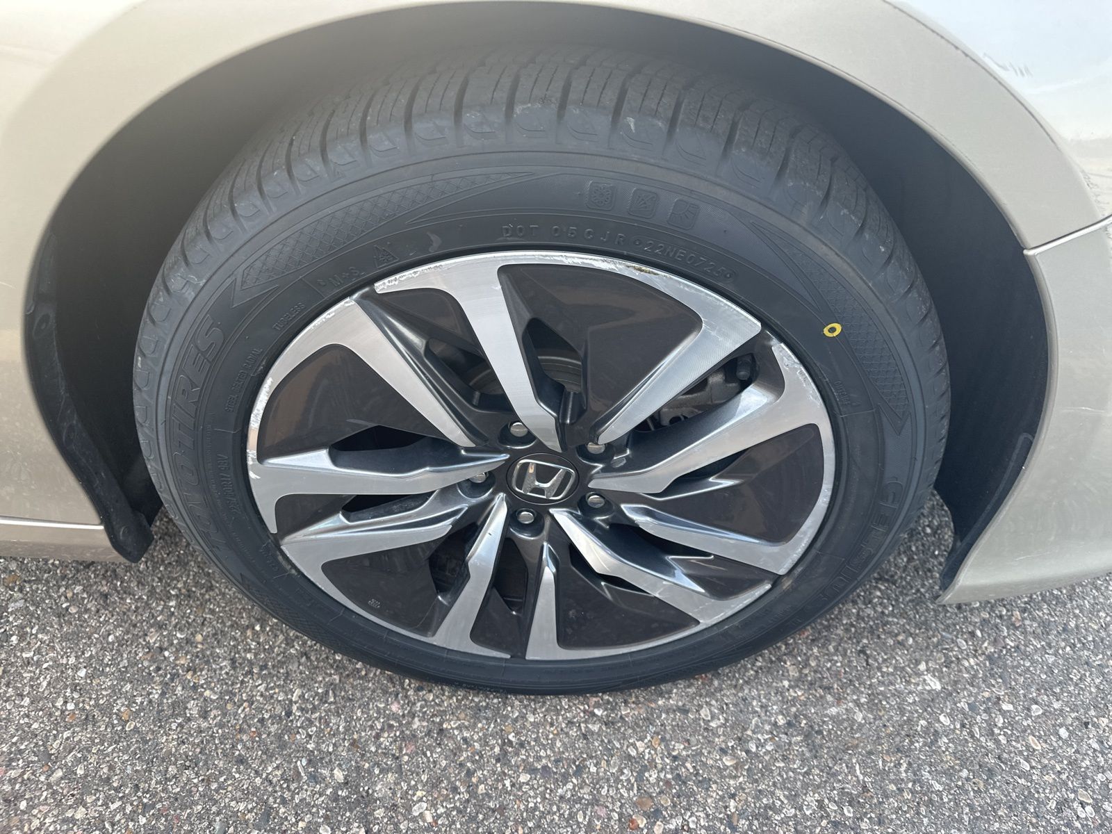 2018 Honda Accord Hybrid EX photo 4