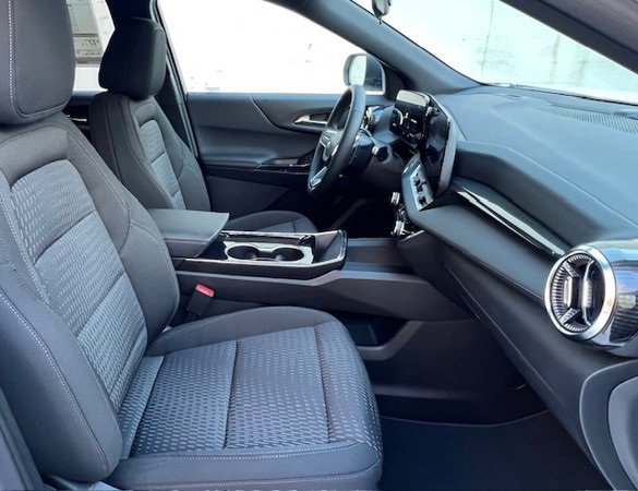 2026 Chevrolet Equinox LT photo 17