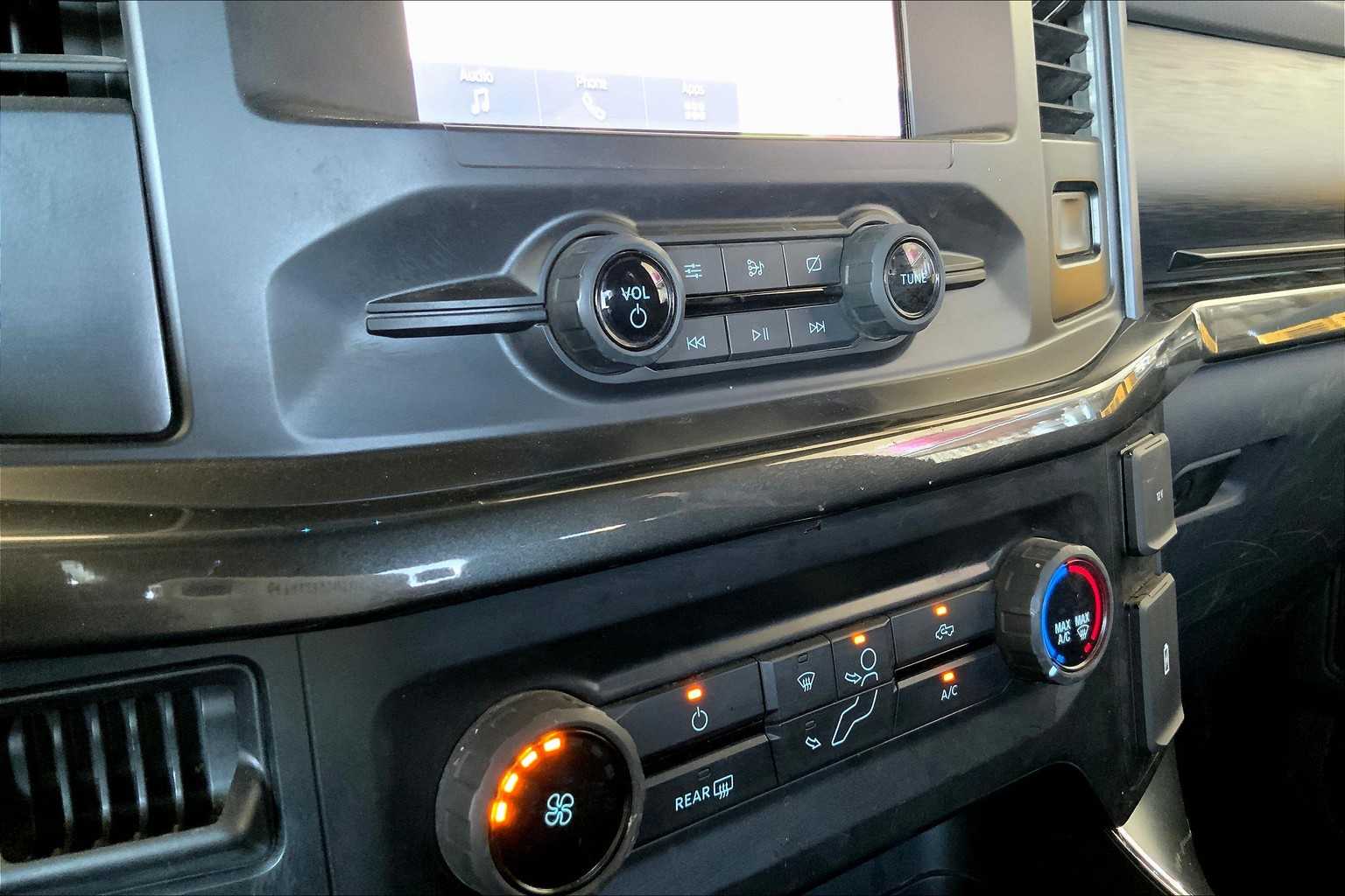2021 Ford F-150 XL photo 29