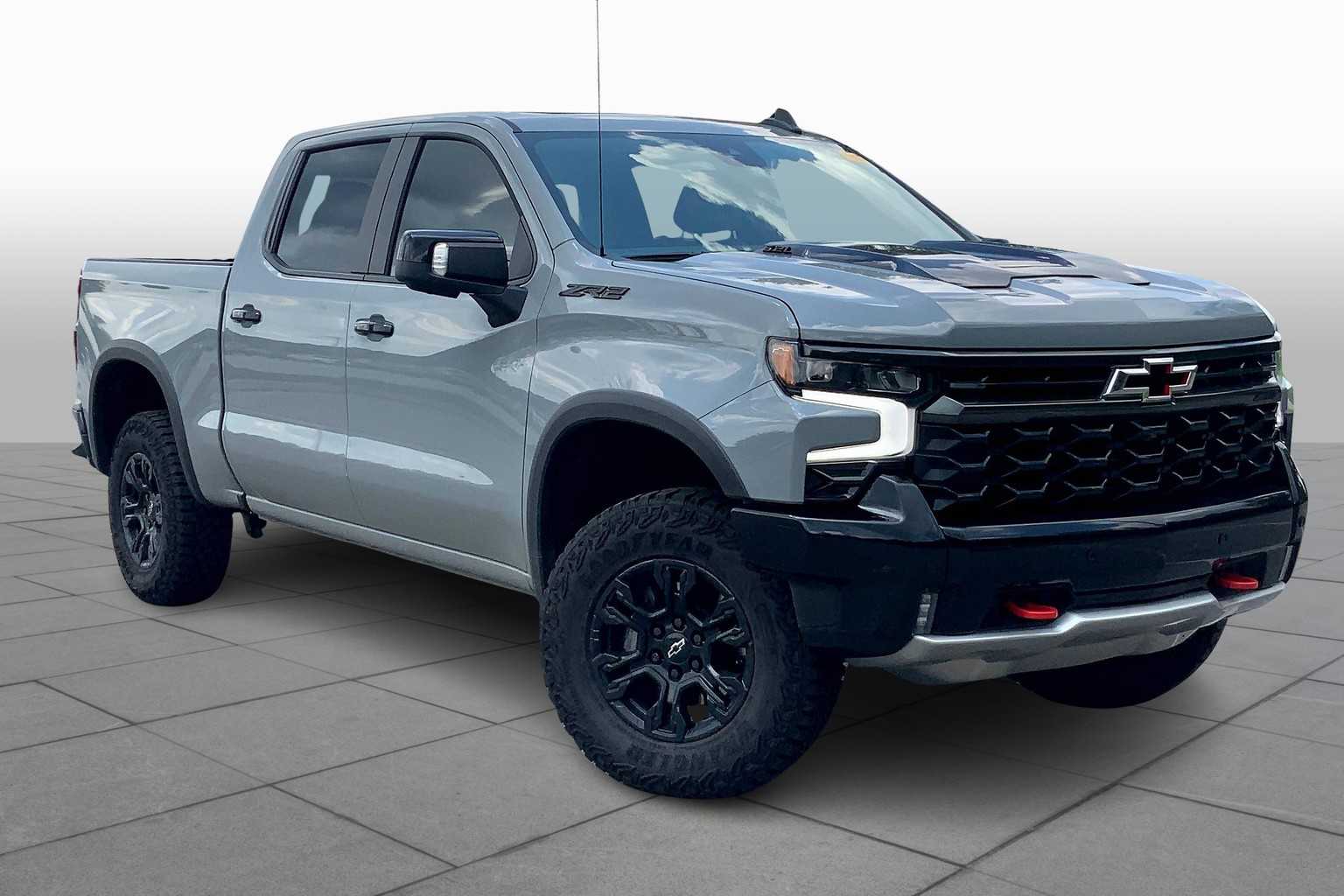 2025 Chevrolet Silverado 1500 ZR2 photo 2